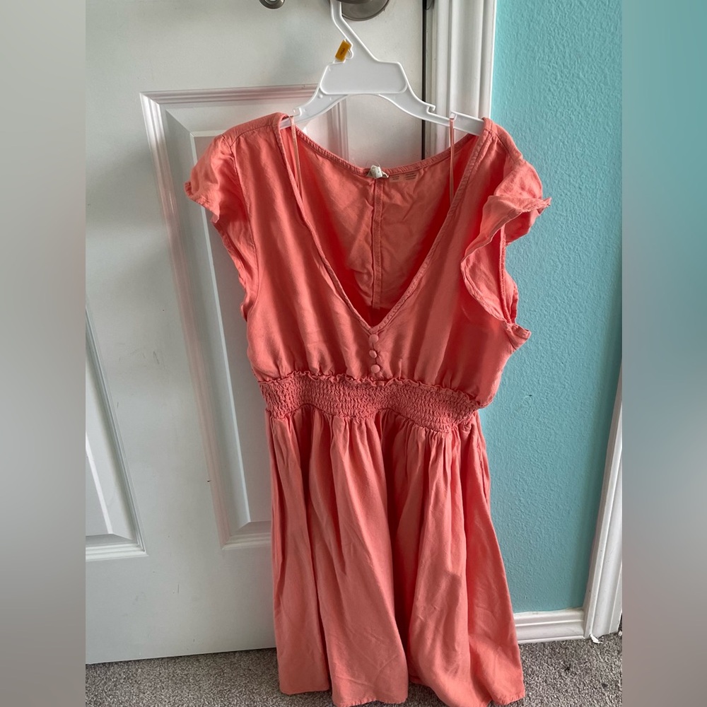 Coral V-Neck Dress with Ruffled Sleeves